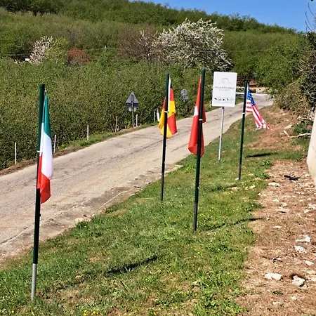 Alta Langa Oda ve Kahvaltı 4*