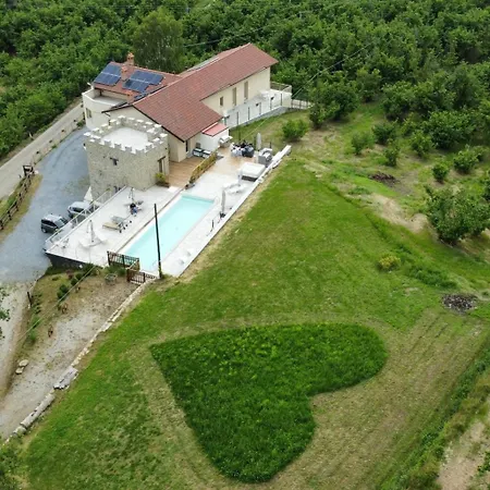 Oda ve Kahvaltı Alta Langa Cravanzana