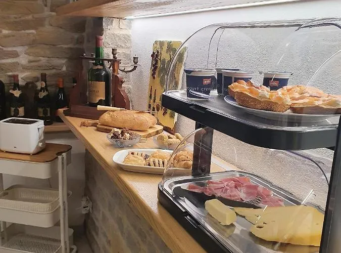 Alta Langa فندق مبيت وإفطار Cravanzana